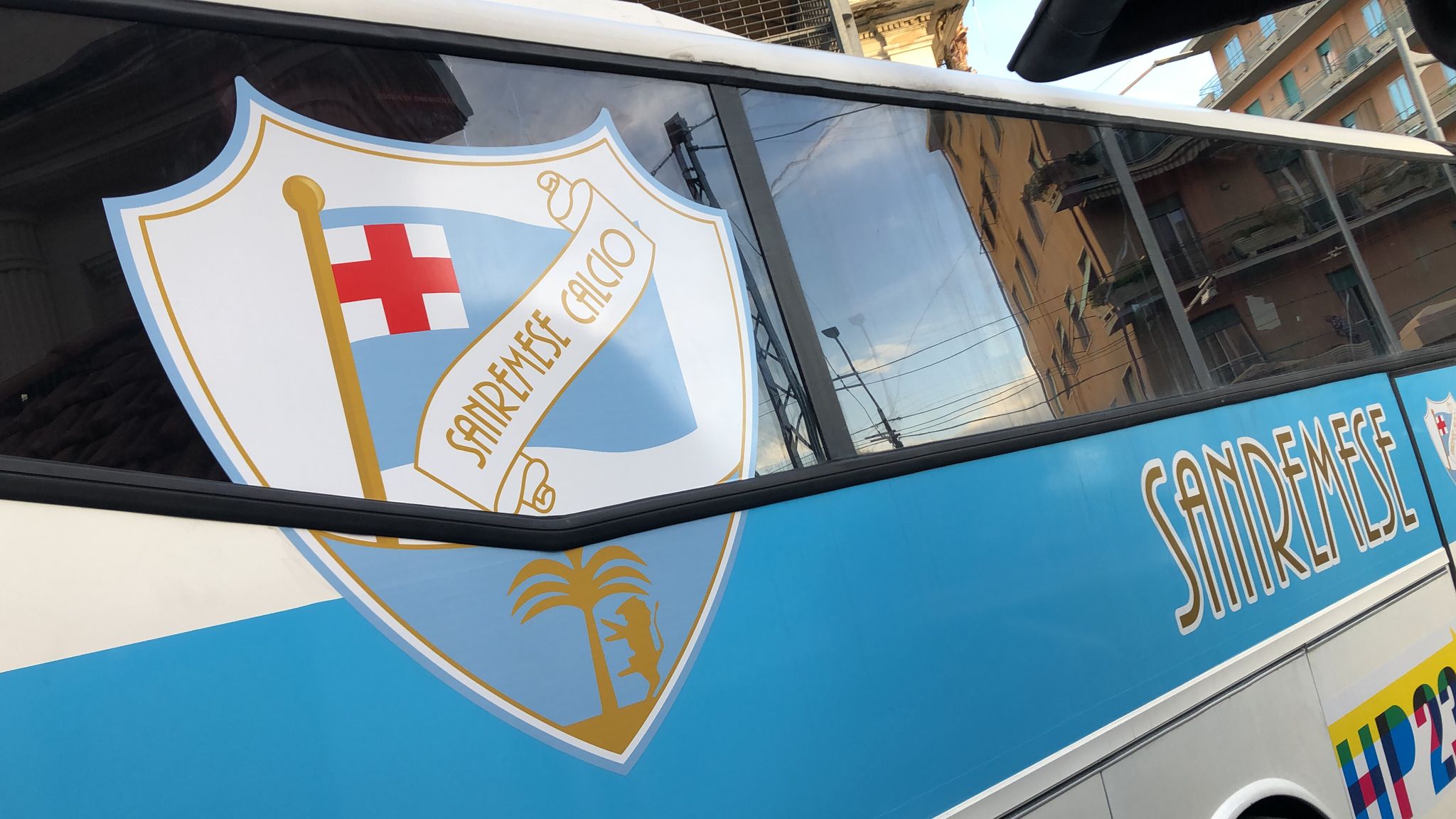 Sanremese Calcio personalizzazione bus